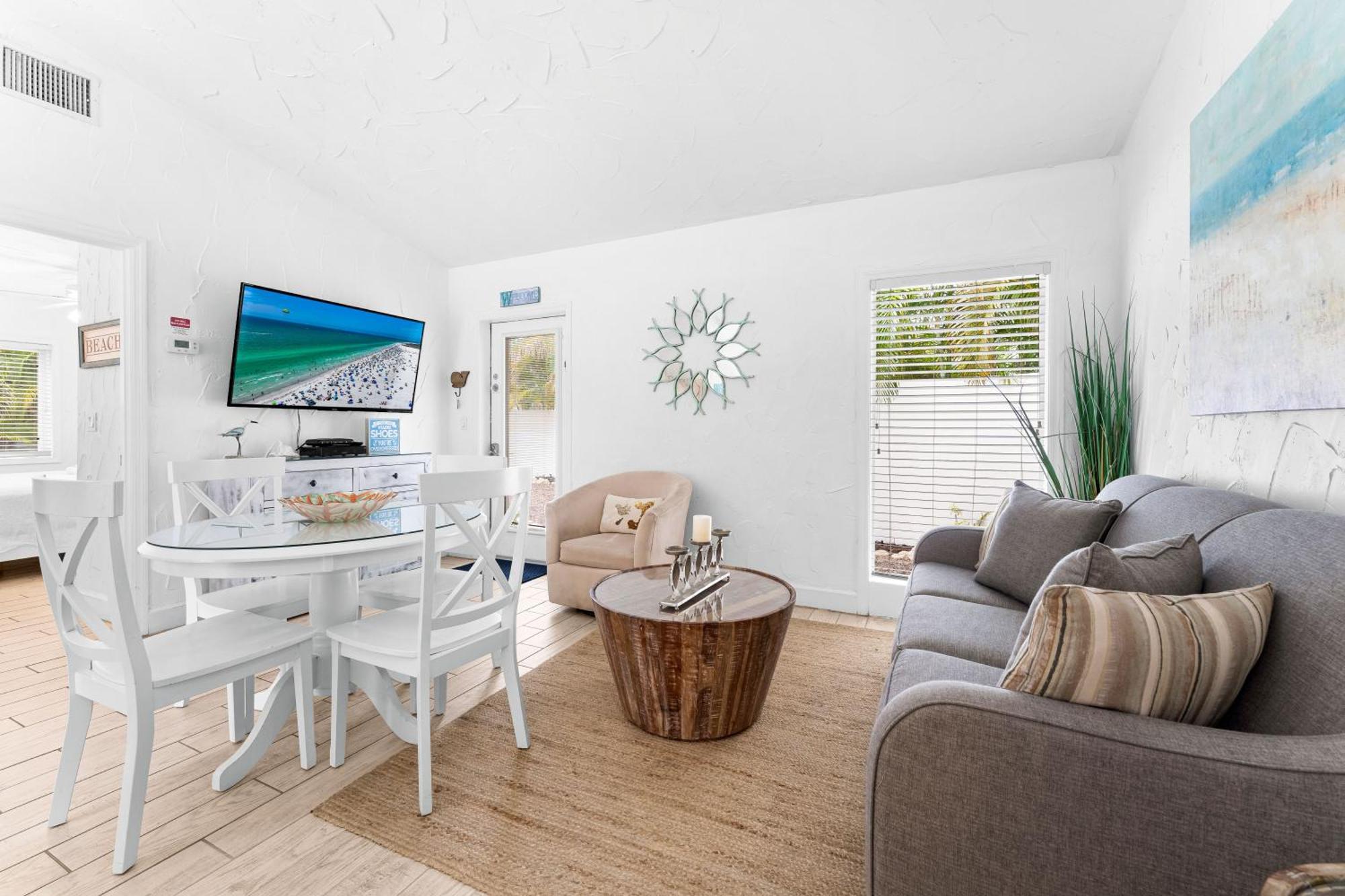 Crescent Beach Villas เซียสตาคีย์ ภายนอก รูปภาพ