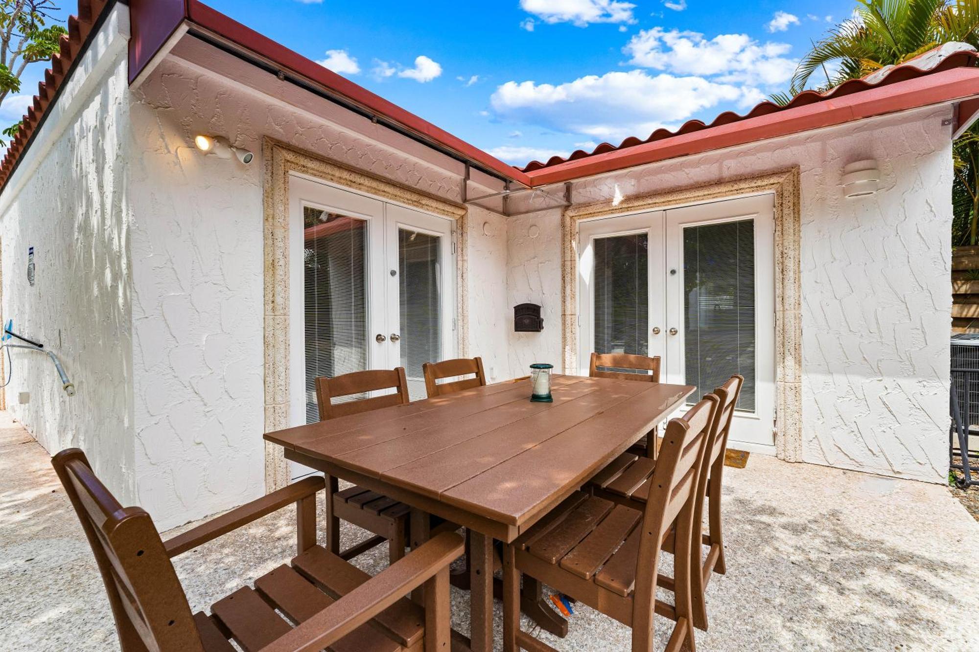 Crescent Beach Villas เซียสตาคีย์ ภายนอก รูปภาพ