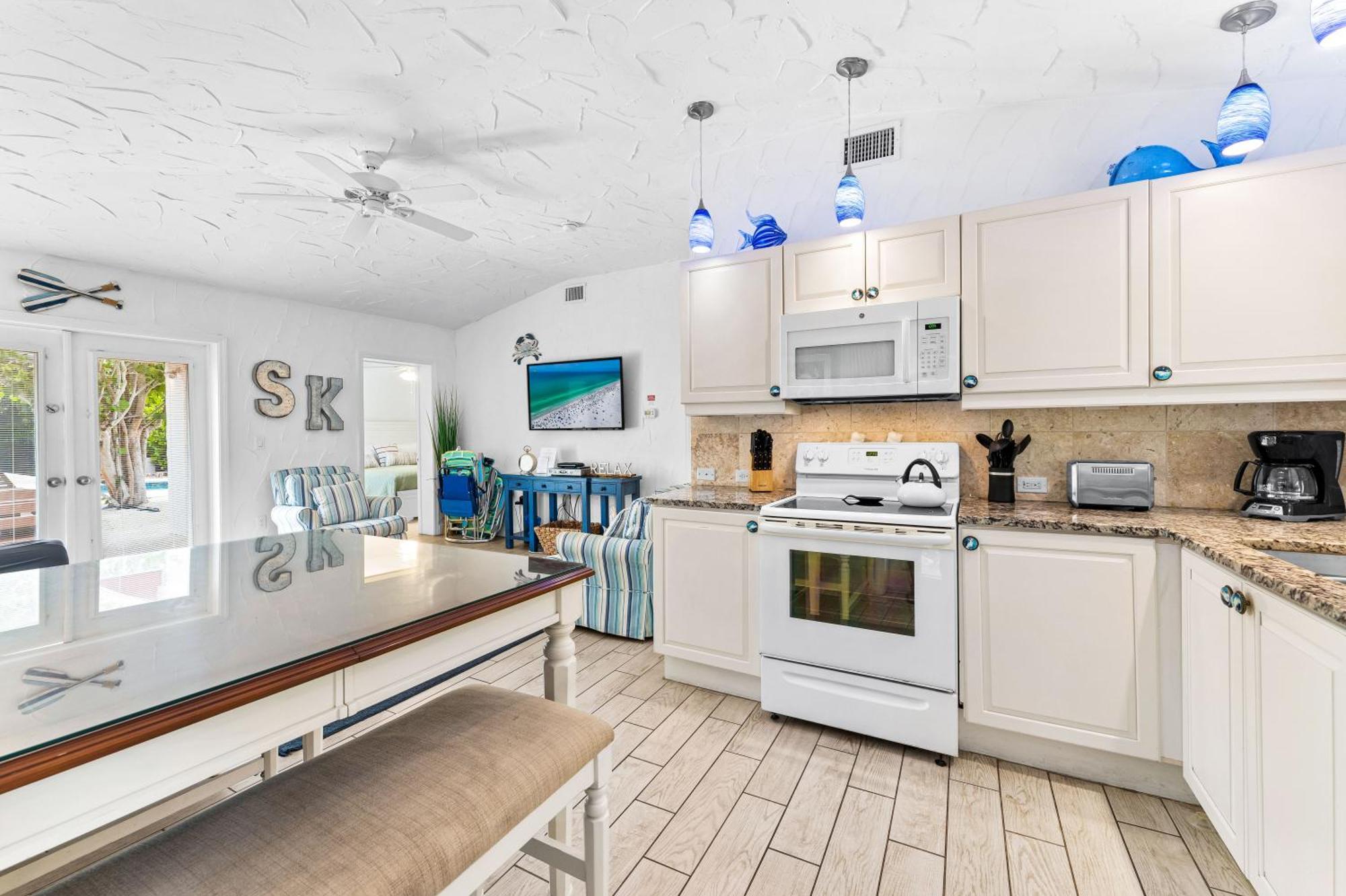 Crescent Beach Villas เซียสตาคีย์ ภายนอก รูปภาพ
